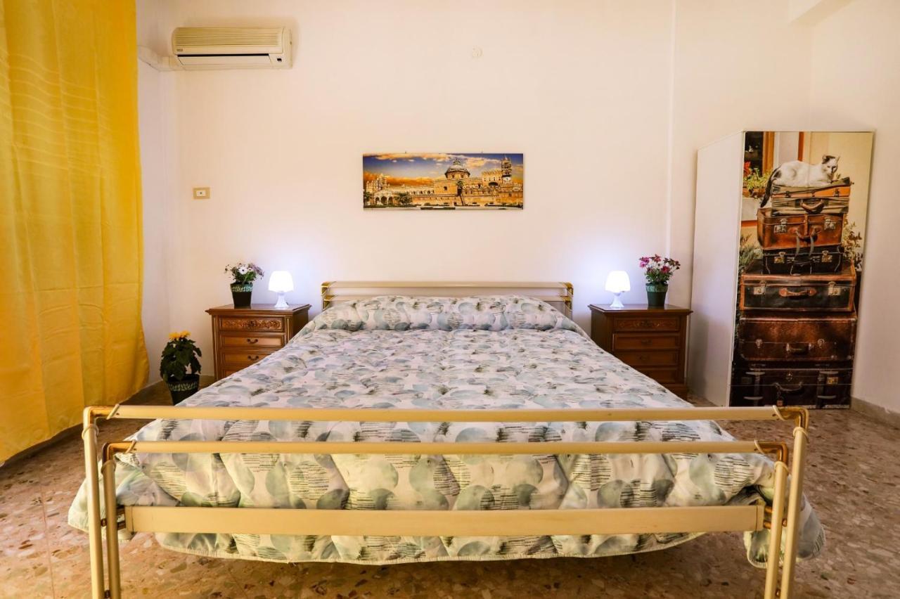 Bed and Breakfast A Casa Di Fra' Palermo Zewnętrze zdjęcie
