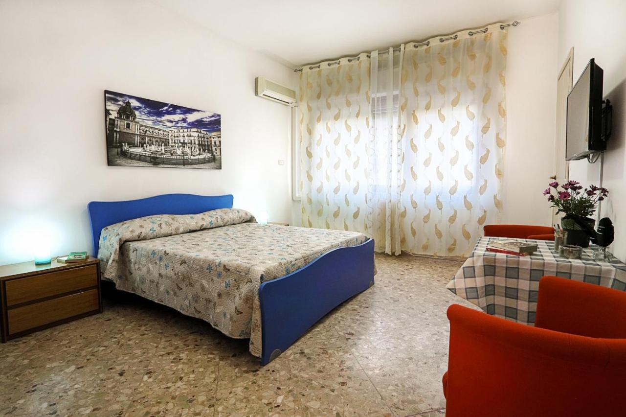 Bed and Breakfast A Casa Di Fra' Palermo Zewnętrze zdjęcie